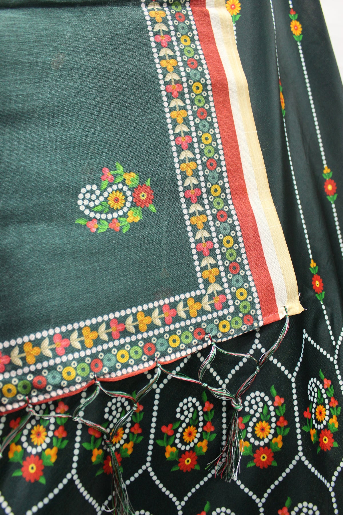 Latest Banarasi Silk Lehenga Designs Online - Joshindia - Joshindia