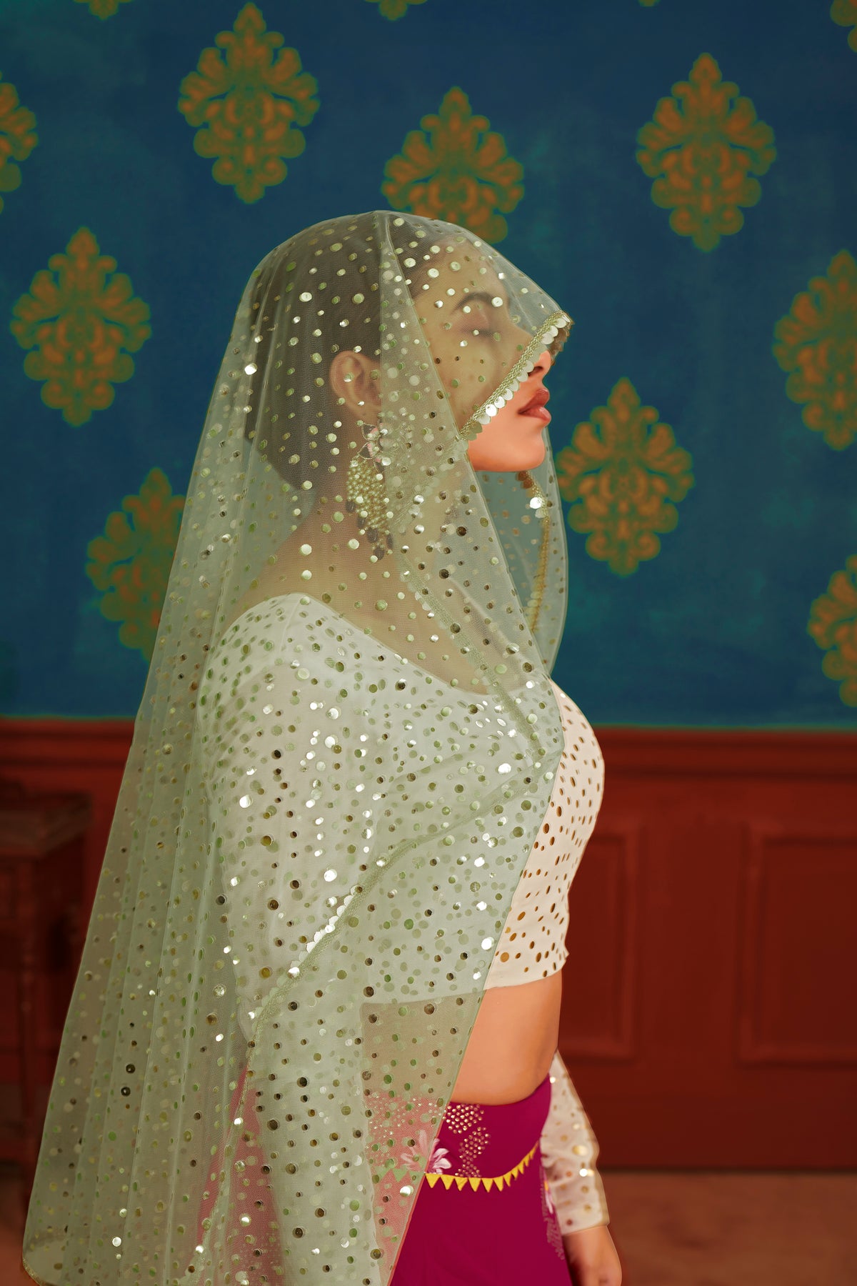 Buy Indian Lehenga Choli Designs Online at best price - Joshindia