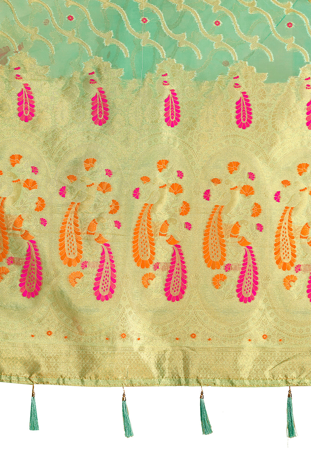 Glorious Green color kanjivaram silk saree Buy Now - Joshindia