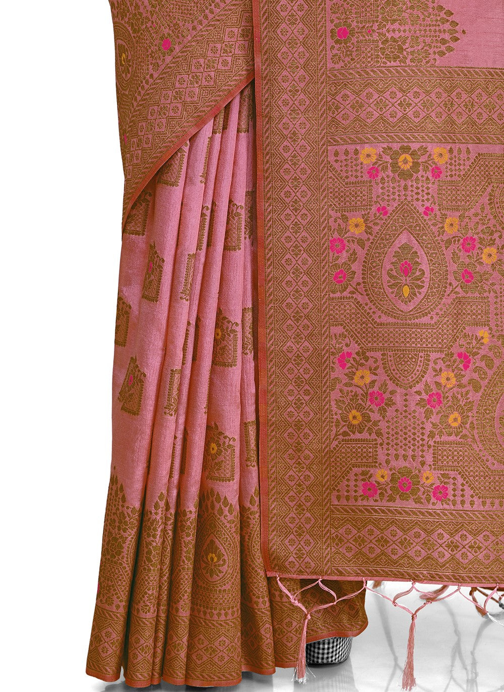 buy onlinePink color designesilk saree At Regular price - Joshindia