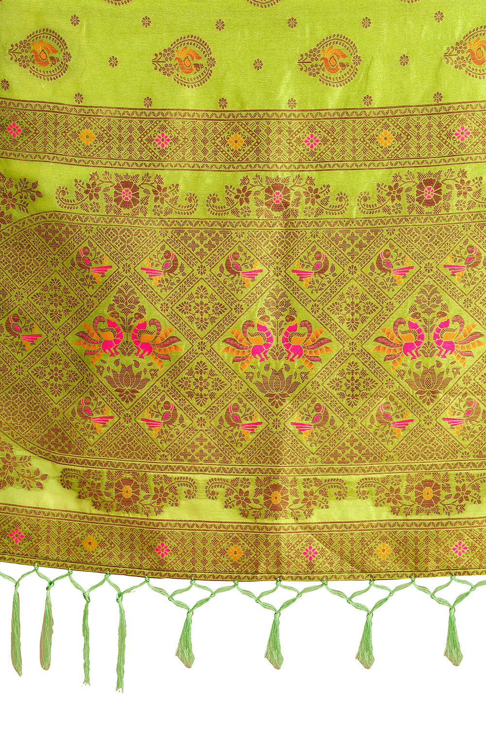 Green designer saree for royal look buy now - Joshindia