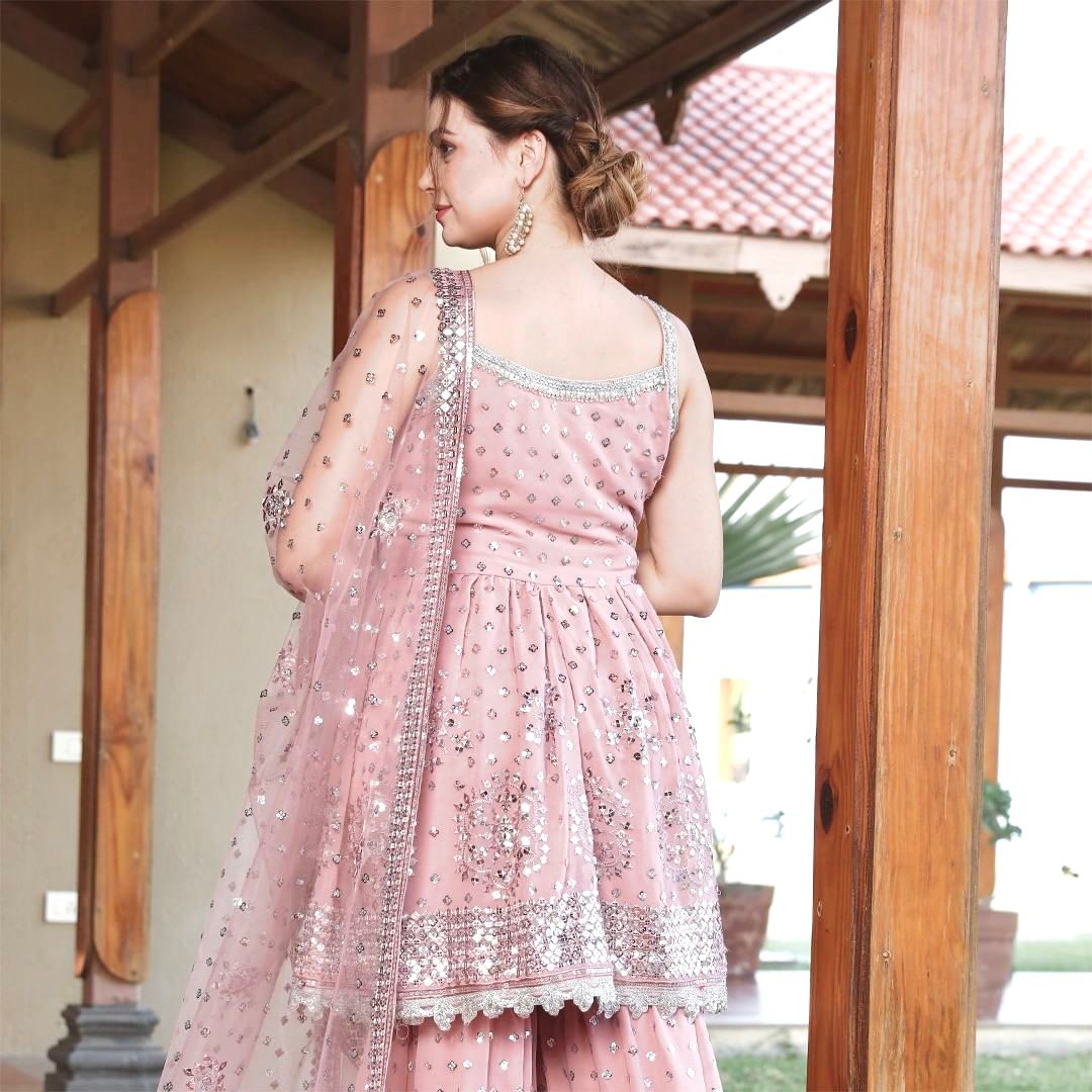 Peach color trendy kurta set buy now - Joshindia