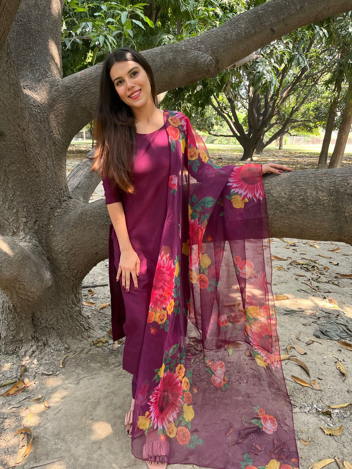 BEAUTIFUL HEAVY COTTON PURPLECOLOUR KURTA WITH PENT AND DUPATTA - Joshindia