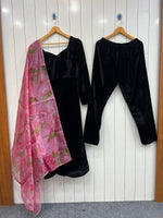 Beautiful Gown and Kurti With Pant - Joshindia