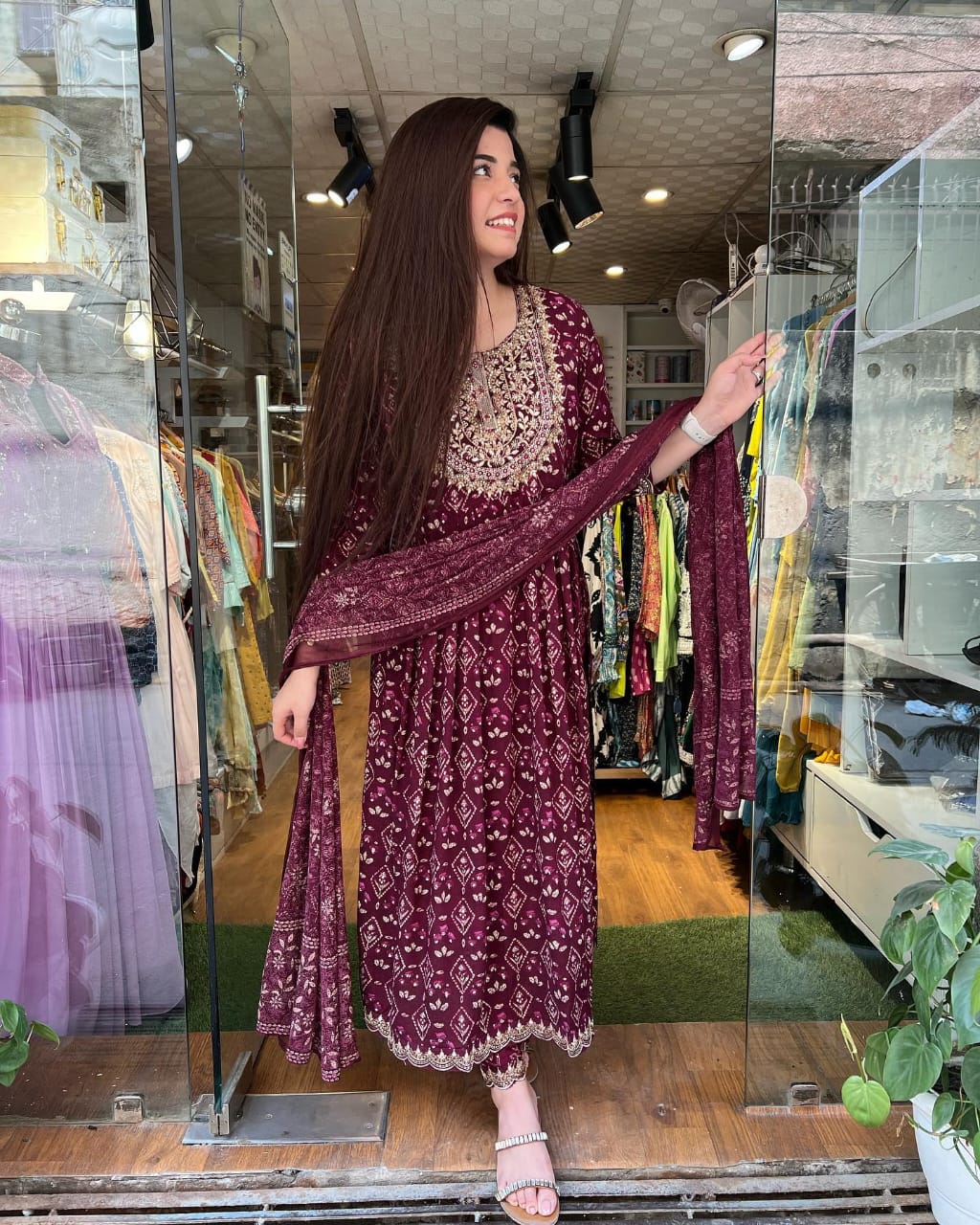 Trendy Marun color lucknowi style kurta set for stylish look - Joshindia