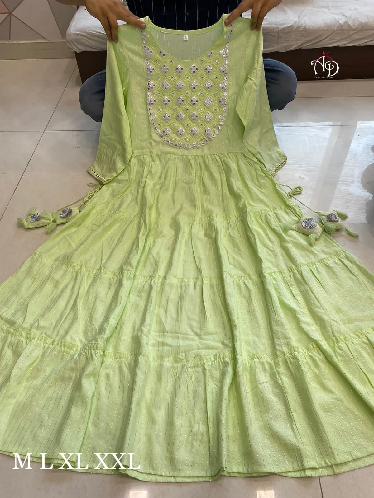 Amazing Round Neck Embroidered Cotton Kurta - Joshindia