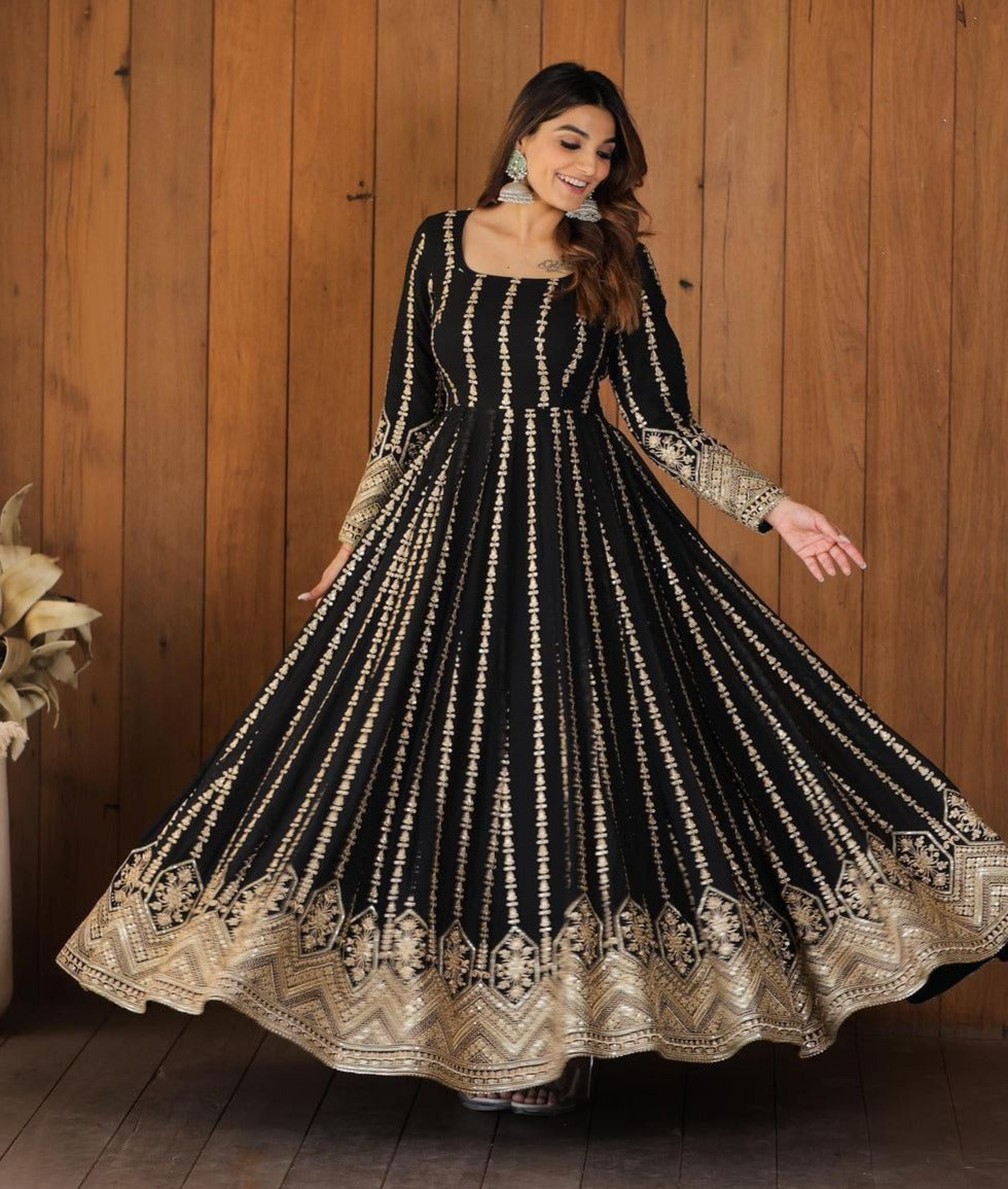 Beautiful Black Color Georgette Designer Gown At Low Price Joshindia Beautiful Black Color Georgette Designer Gown At Low Price Joshindia