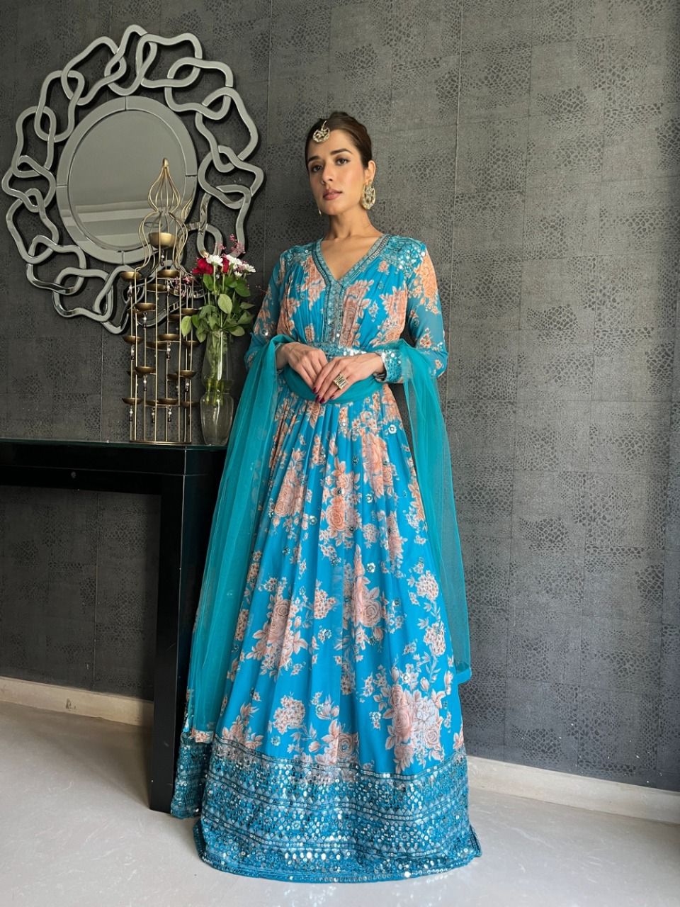Beautiful Designer Long Gown At Affordable Price – Joshindia