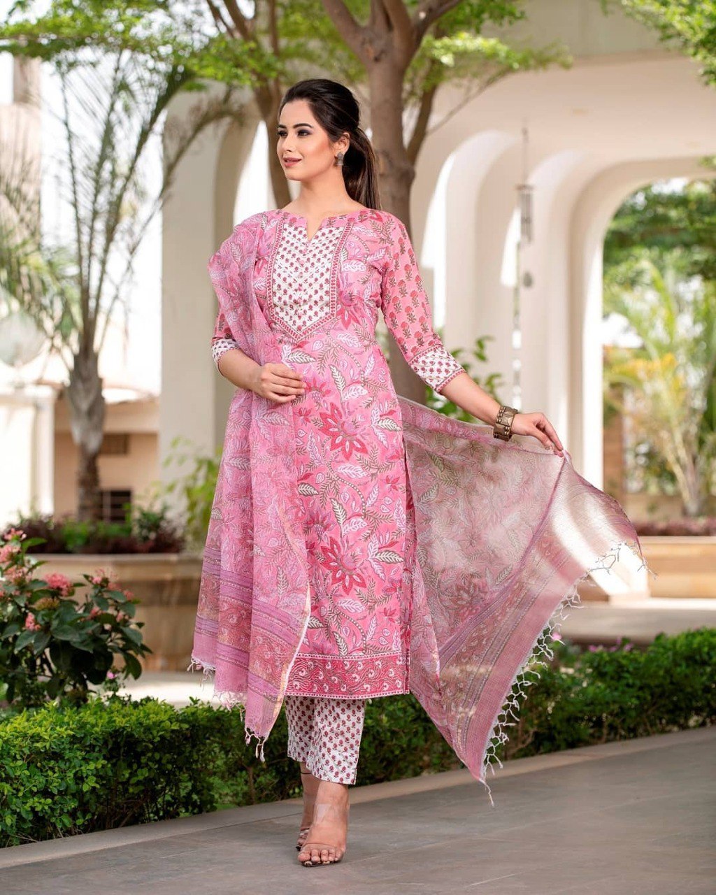 heavy Beautiful Reyon Print Kurti With Pant WiTH chanderi dupatta - Joshindia