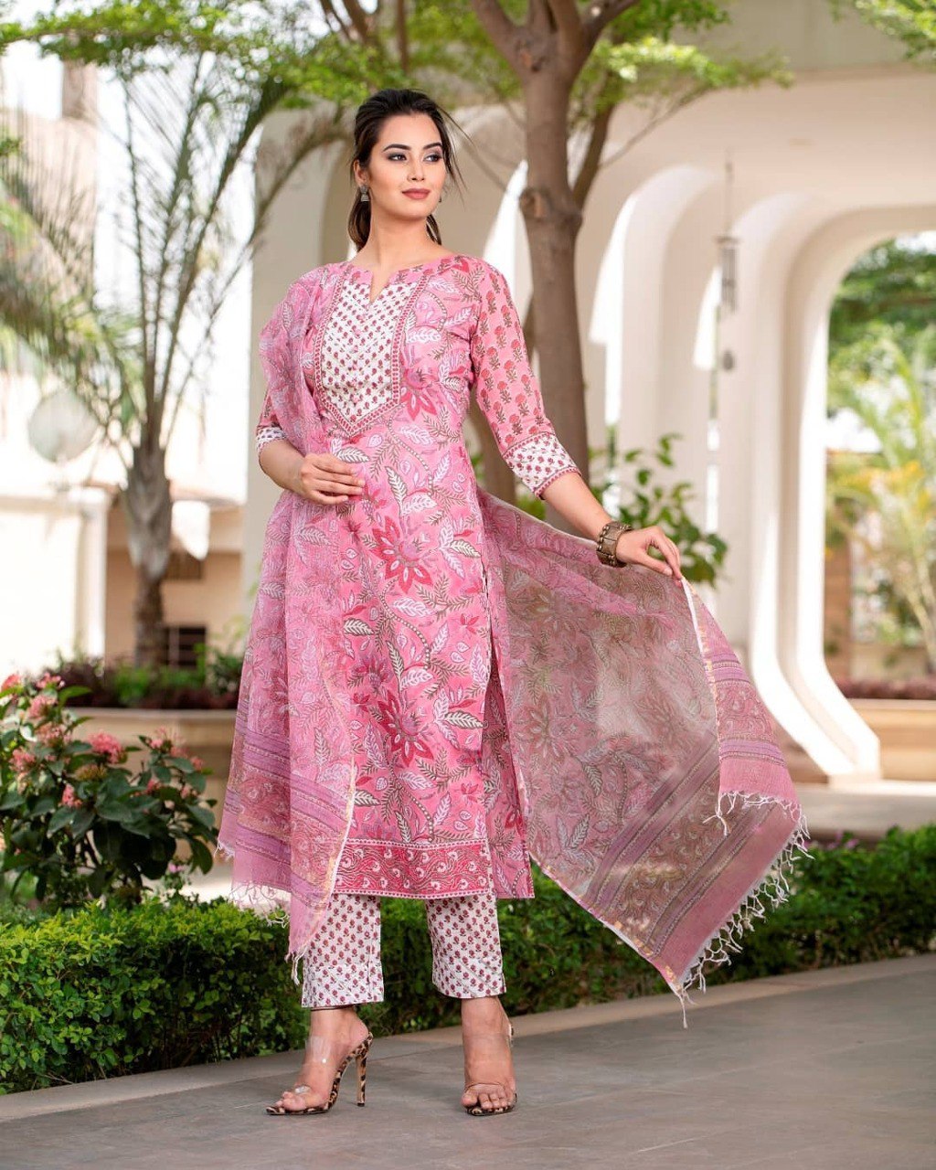 heavy Beautiful Reyon Print Kurti With Pant WiTH chanderi dupatta - Joshindia