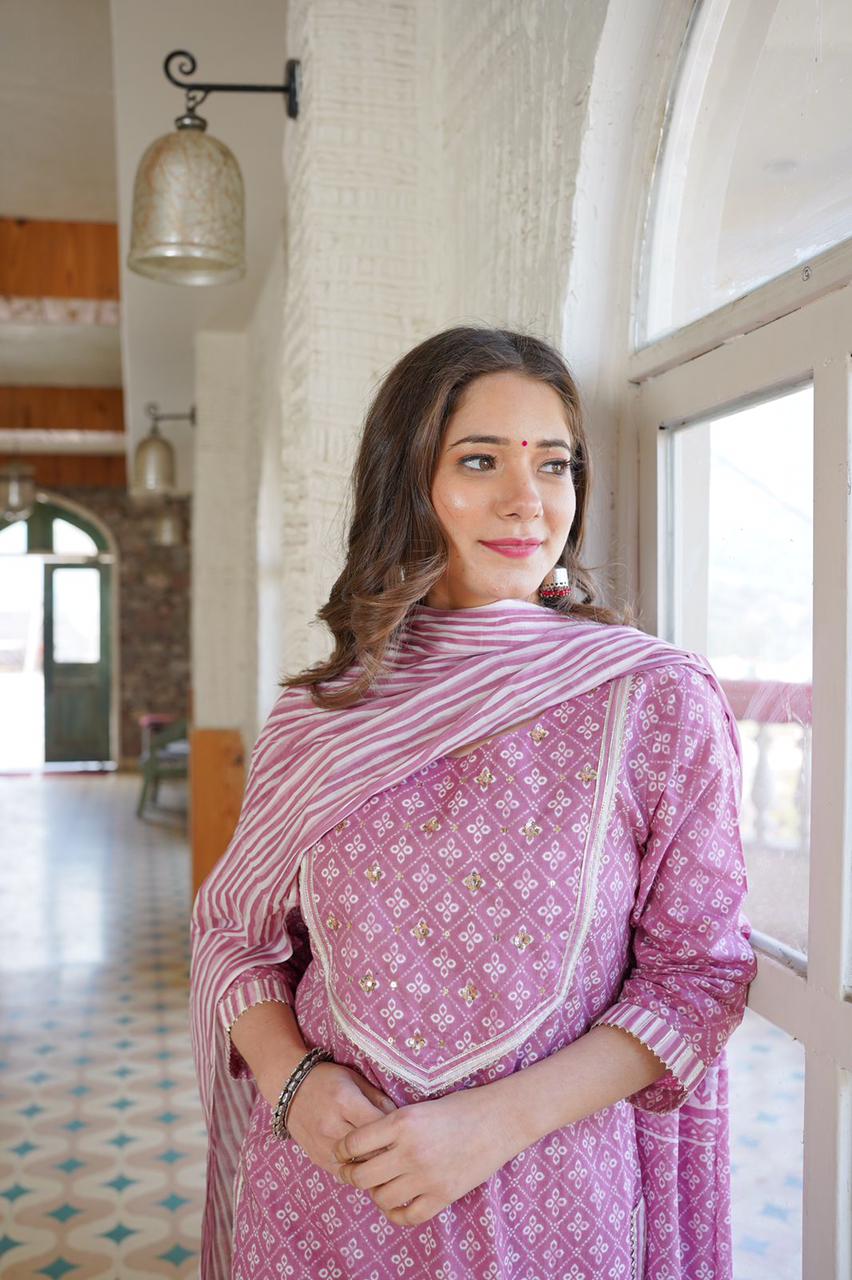 Latest Beautiful cotton printed kurti with pant , duptta - Joshindia