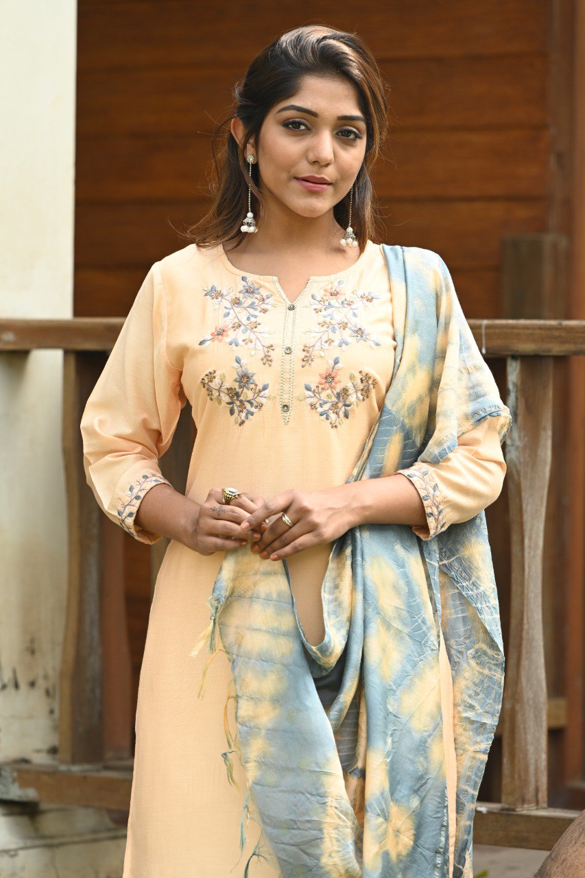 Muslin Embroidered Kurti With Pant & Dupatta - Joshindia