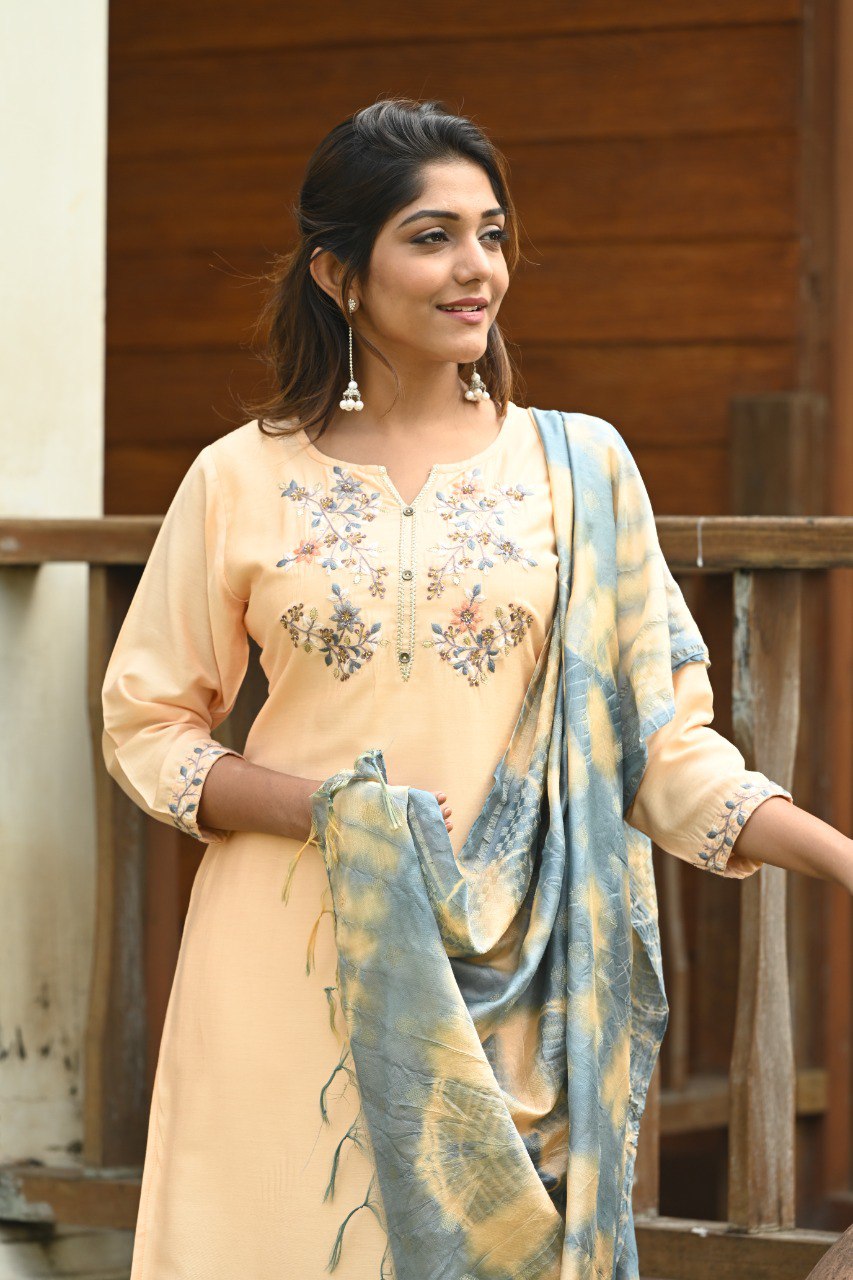 Muslin Embroidered Kurti With Pant & Dupatta - Joshindia