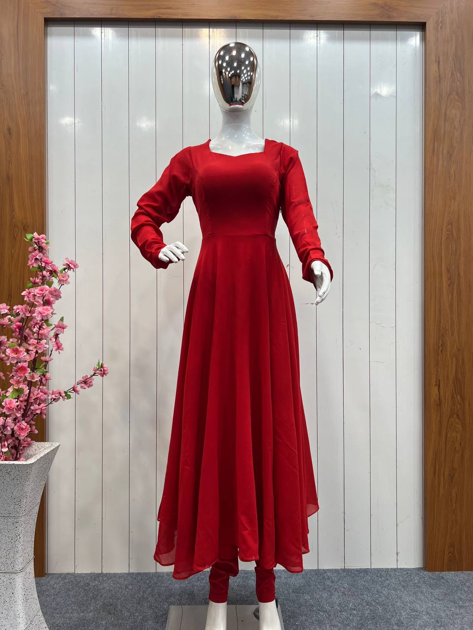 Trendy Red color lucknowi style kurta set for stylish look - Joshindia