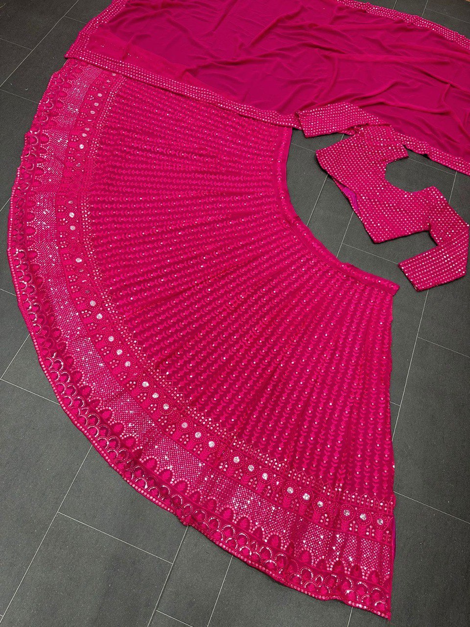 designer lehenga choli for wedding functions buy now - Joshindia