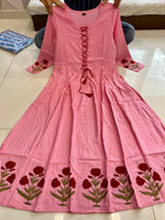 Beautiful Round Neck Embroidered Kurta - Joshindia
