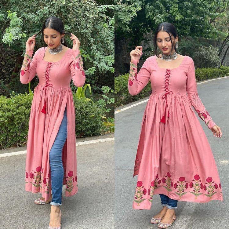 Beautiful Round Neck Embroidered Kurta - Joshindia