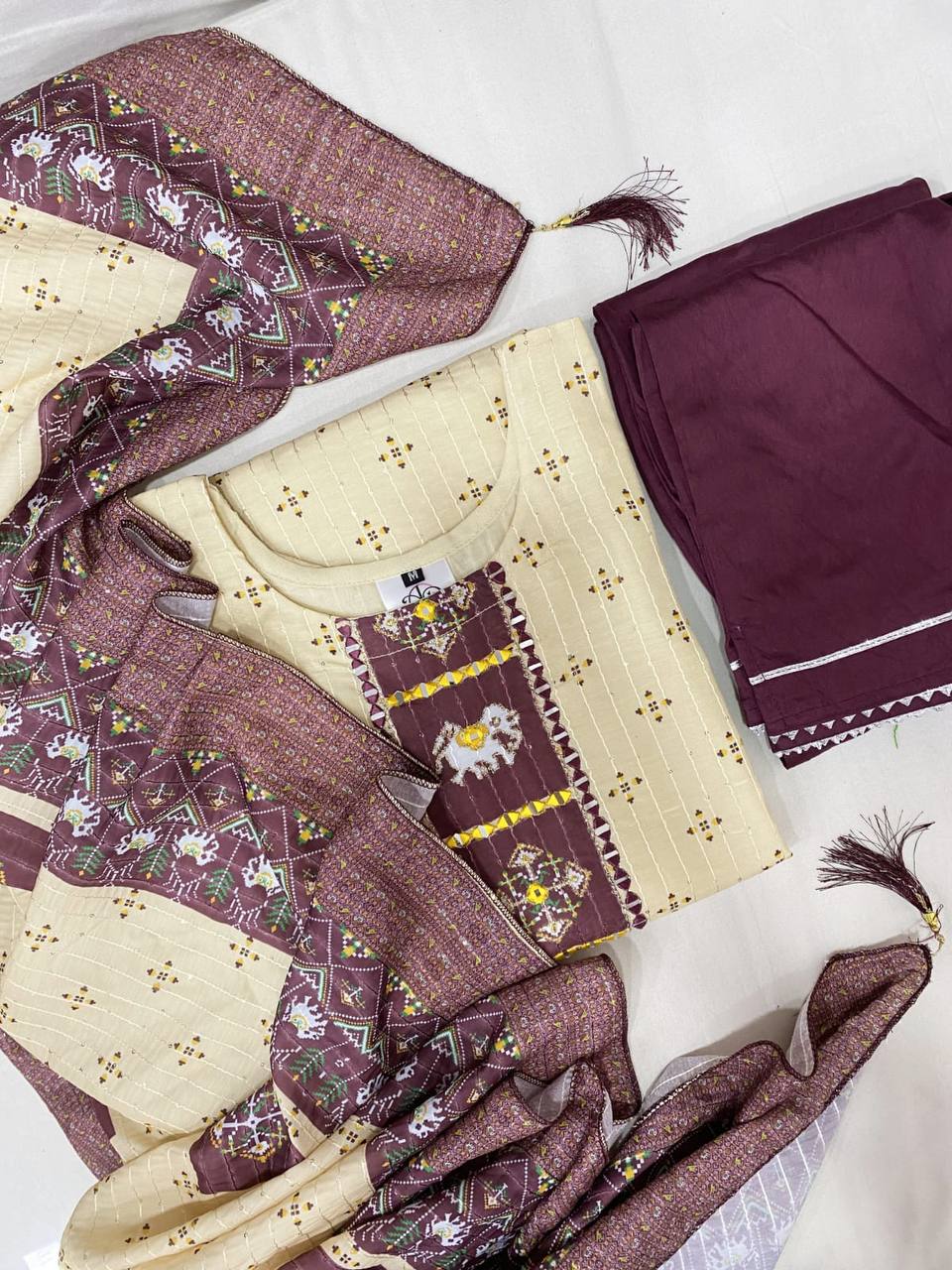 Trending Designer Printed Kurta Set Buy Online - Joshindia