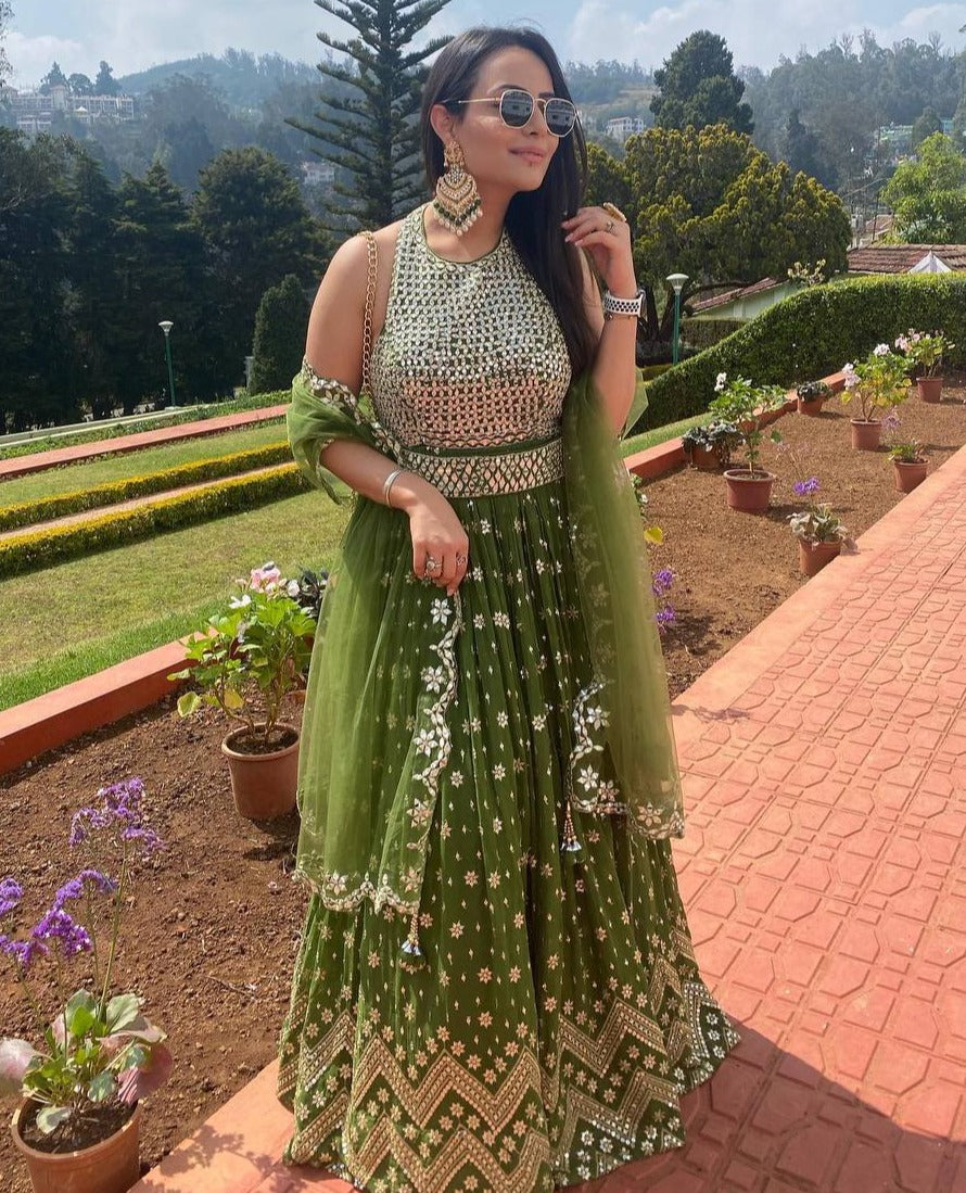 Buy Green Color Party Wear Stunning Lehenga Choli At Best Price - Joshindia