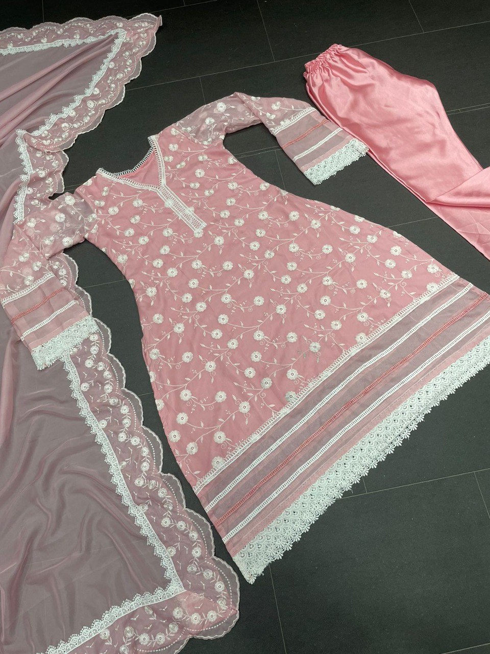 Amazing Peach Color Kurta Set Buy Online - Joshindia