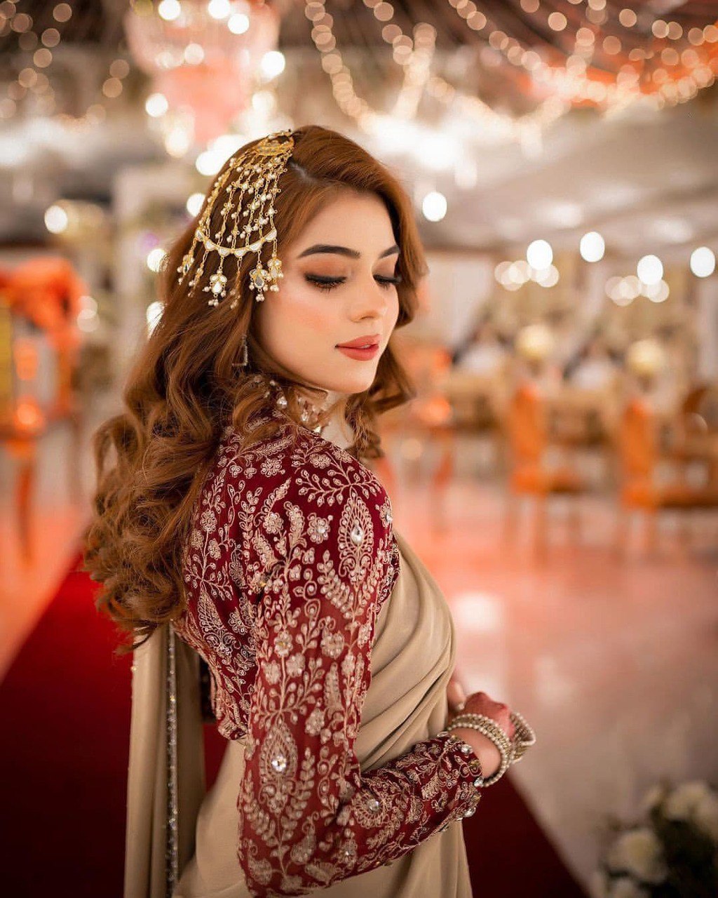Buy Cream Color Latest Saree Collection Online in India - Joshindia