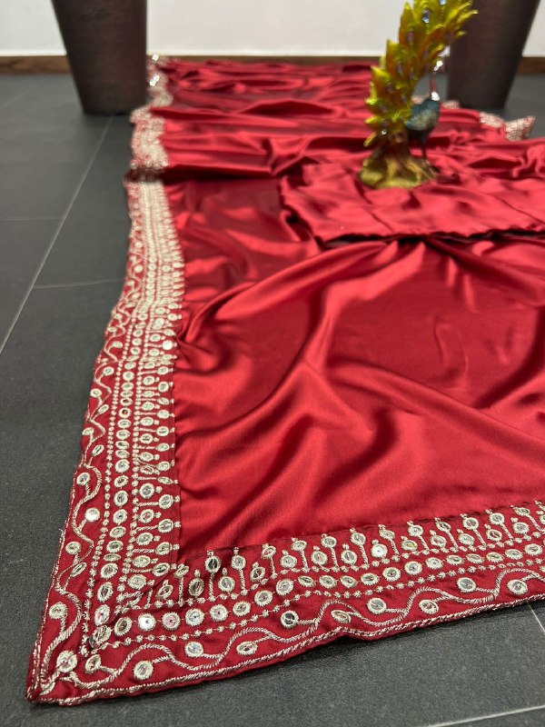 Beautiful Designer Saree At Affordable Price - Joshindia