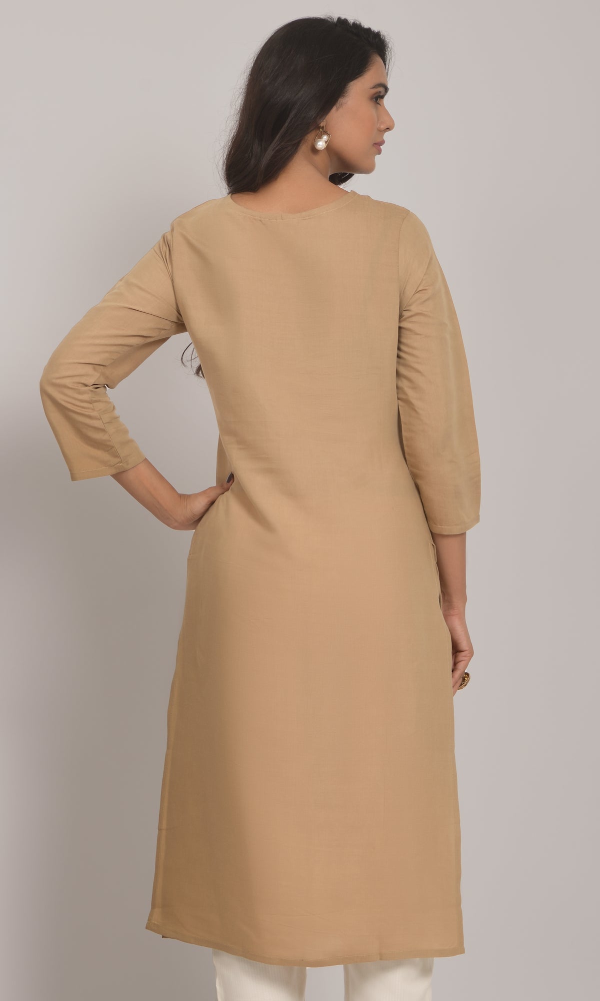 Buy Trendy Chiku Kurtas Online in India - Joshindia