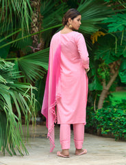 Buy Trendy Pink Kurtas Online in India - Joshindia