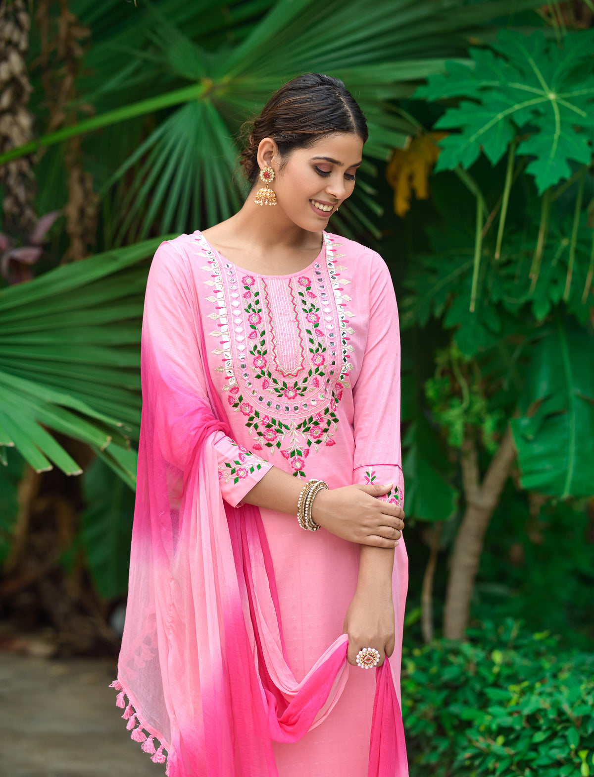 Buy Trendy Pink Kurtas Online in India - Joshindia