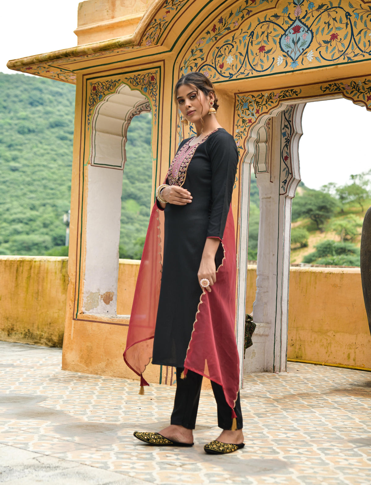 Buy Women Sequence Embroidered Viscose Rayon Blend kurta set - Joshindia