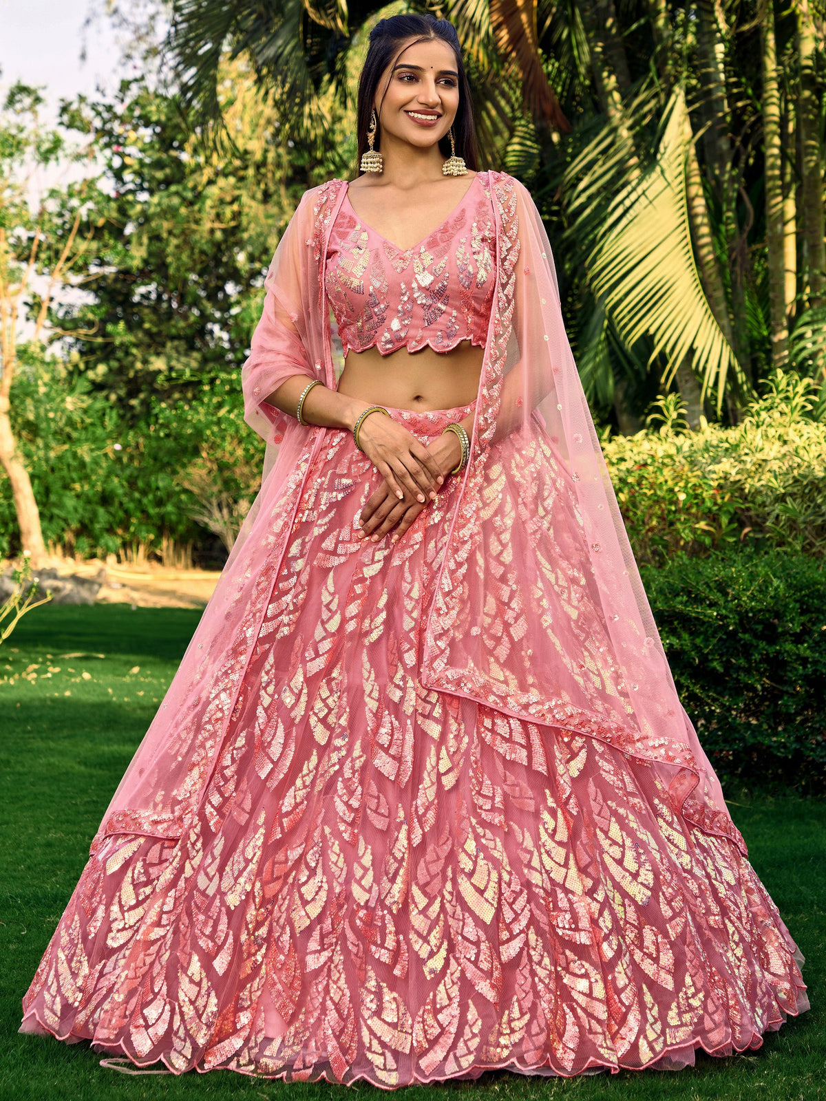 Buy Designer Lehengas for Women Online - Joshindia
