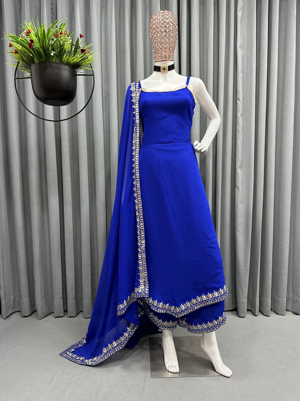 Buy Women Kurta Sets & Suit Sets Online for Women in India - Joshindia