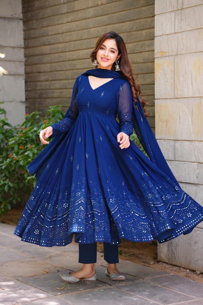 Buy Blue Kurtas Sets online in India - Joshindia