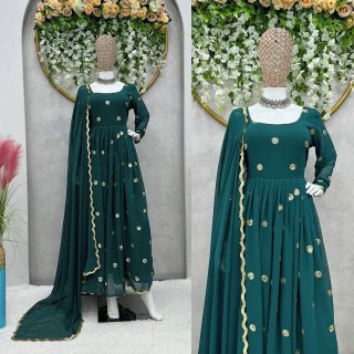 Buy Latest Green Color Lehenga Choli Online at Best Price - Joshindia