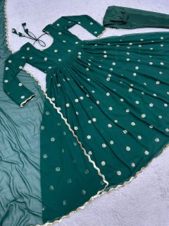 Buy Latest Green Color Lehenga Choli Online at Best Price - Joshindia