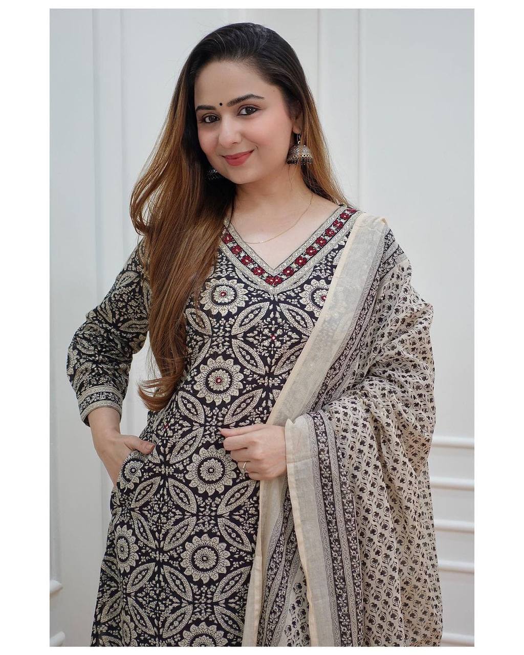 Beautiful Black Color Designer kurta Set for casual function Buy Now - Joshindia