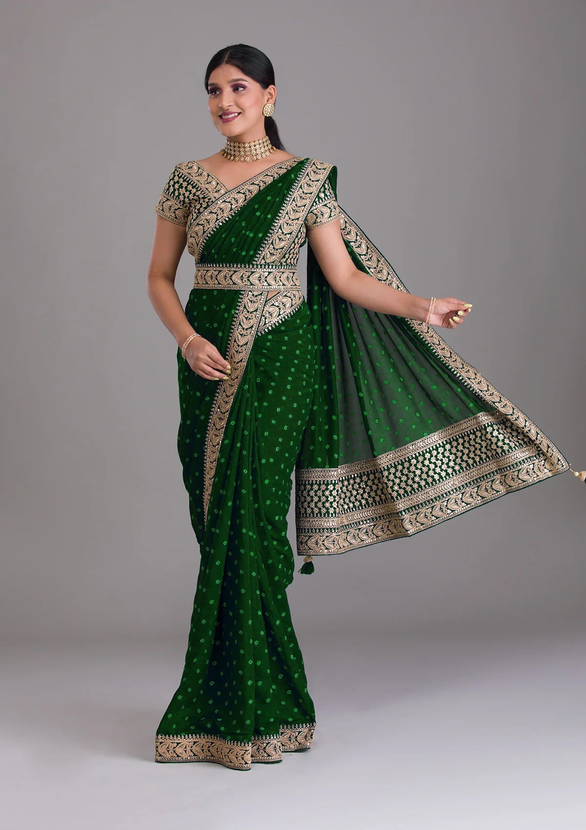 Green Saree - Buy Latest Green Colour Sarees Online - Joshindia