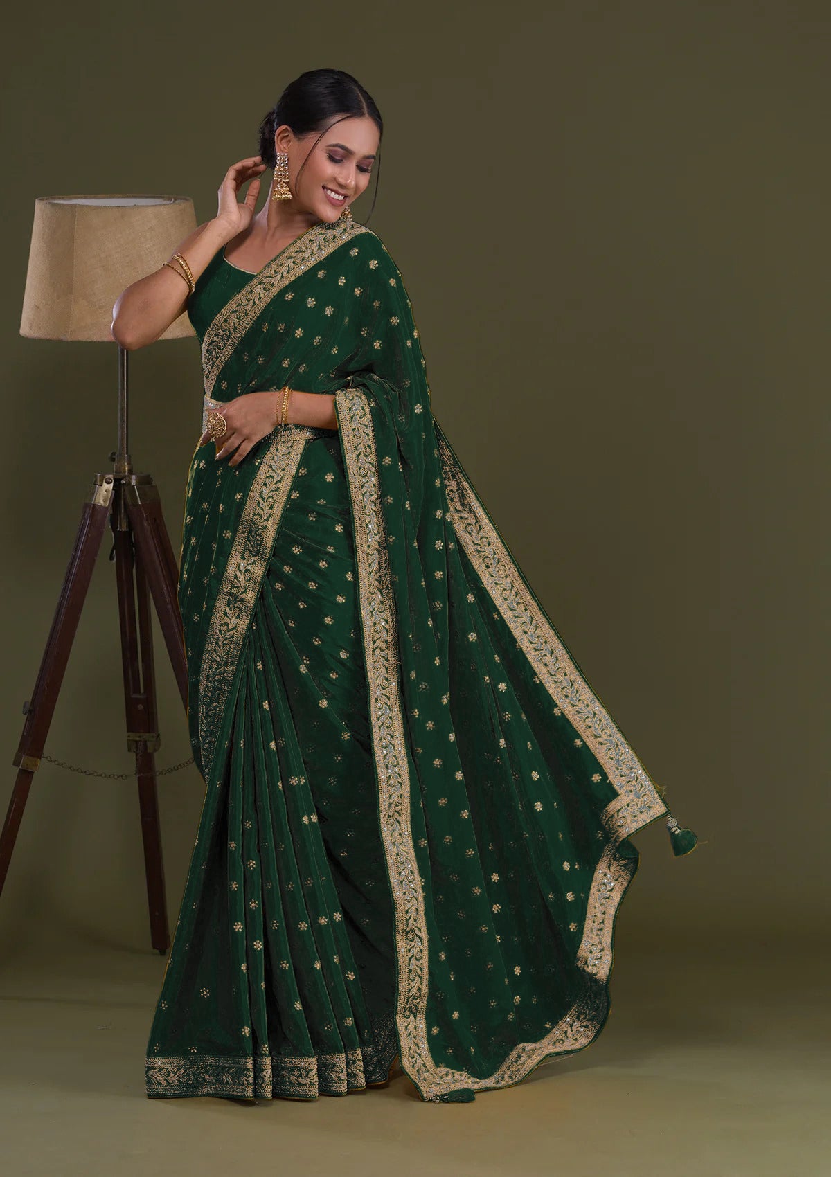 Buy Chinon Saree Online at Best Price - JOSHINDIA - Joshindia