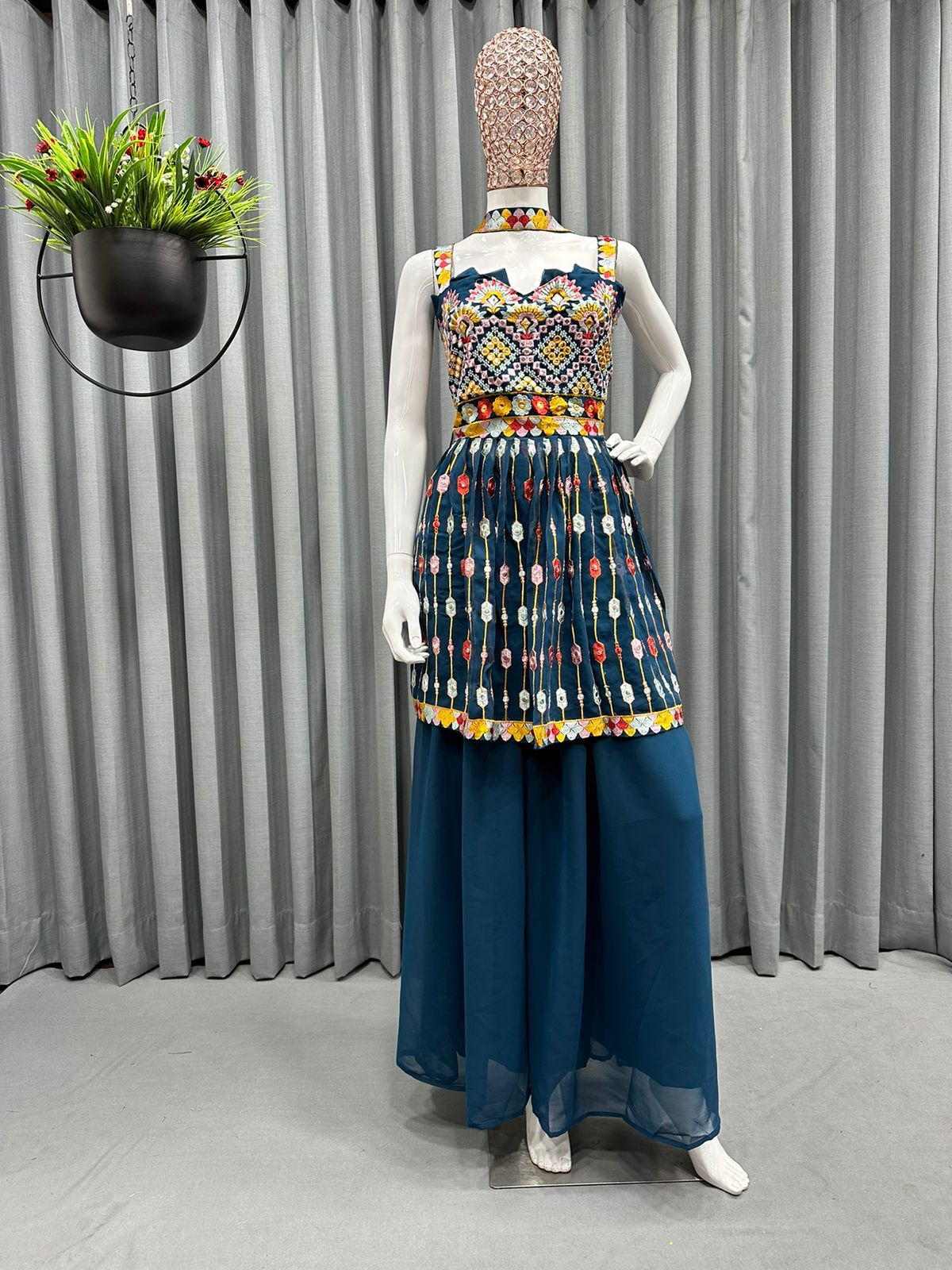 Buy Women's Kurtis Online - Joshindia