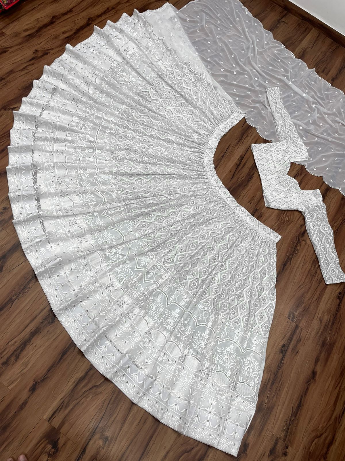 Buy Trendy White Lehenga Choli Online in India - Joshindia