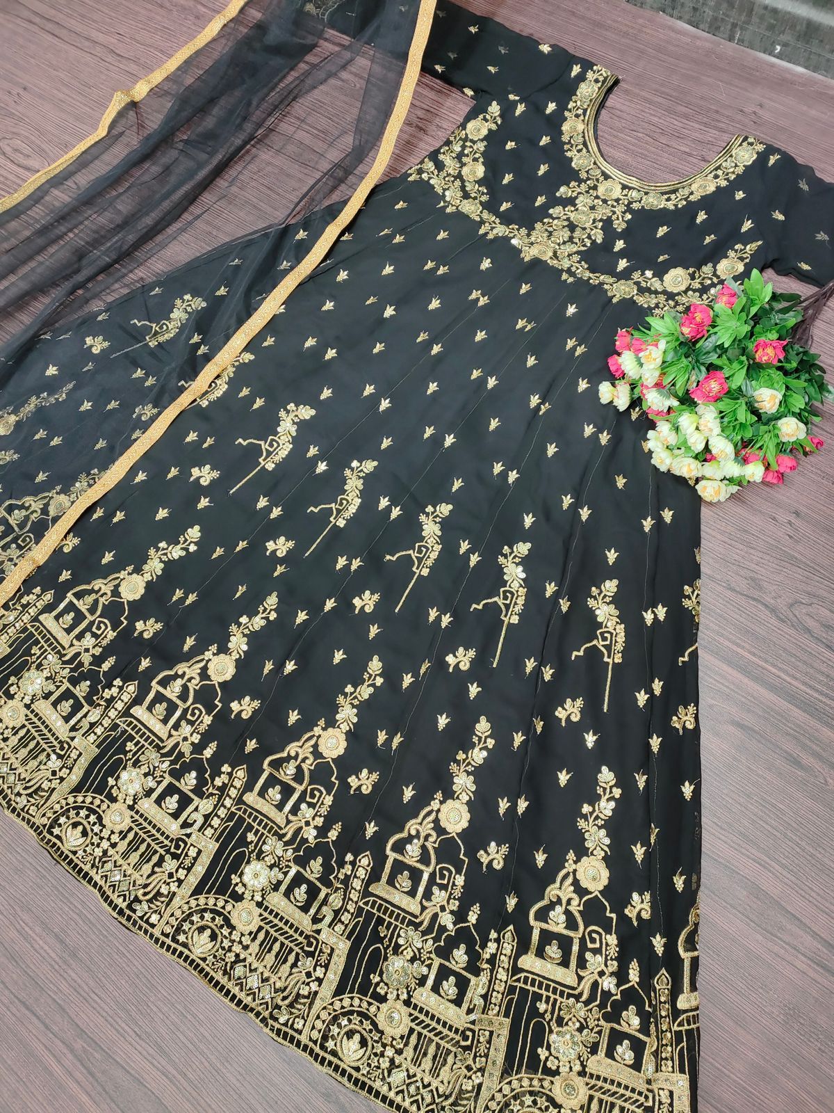 Buy Trendy Black Gown Online in India - Joshindia