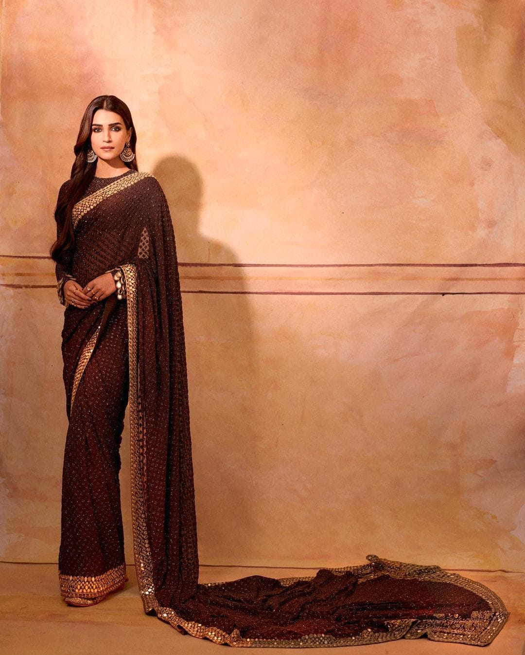 Buy Trendy Maroon Saree Online in India - Joshindia