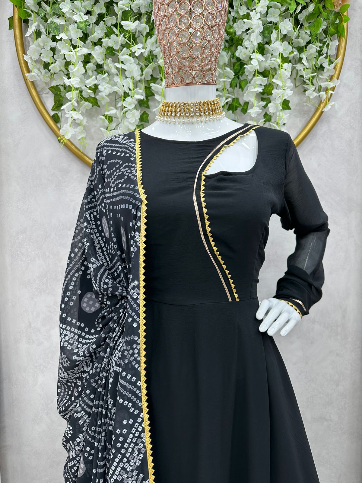 Buy Black Gown For Girls online in India– Joshindia