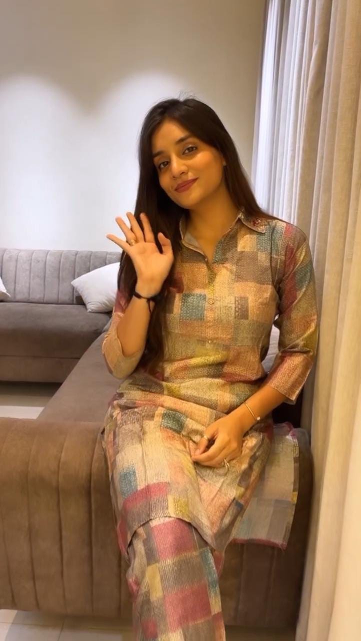 Shop for Women Kurtas, Suits & Kurtis Online in India - Joshindia