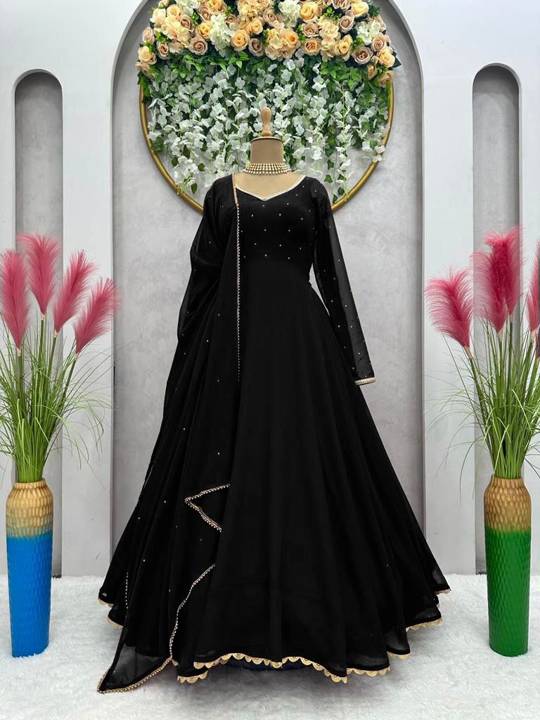 Buy Trendy Black Gown Online in India - Joshindia