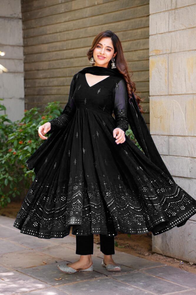 Buy Black Kurtas Sets online in India - Joshindia
