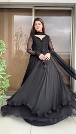 Buy Trendy Black Gown Online in India - Joshindia