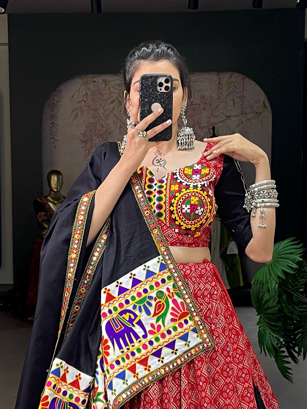 Navratri Chaniya Choli For Women Latest Design - Joshindia