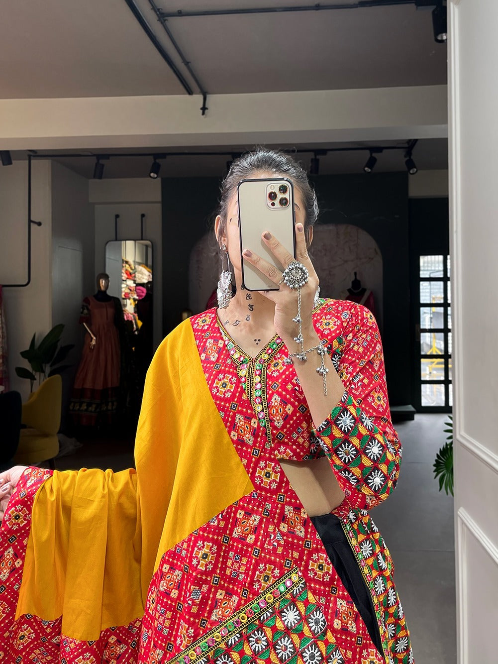 Navratri chaniya choli online shop