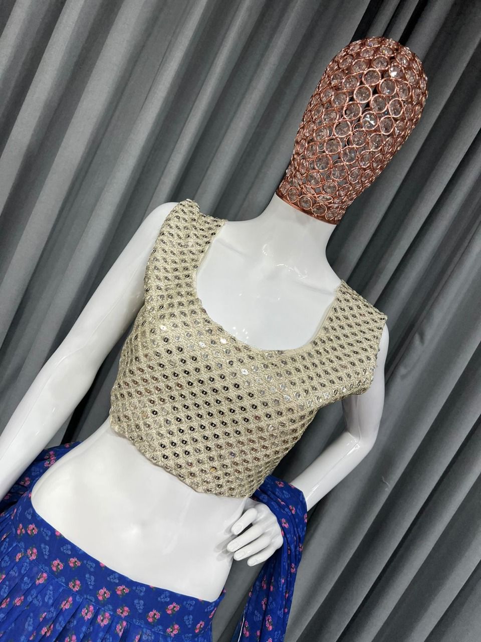 Buy Latest Indian Lehengas for Women Online - Joshindia